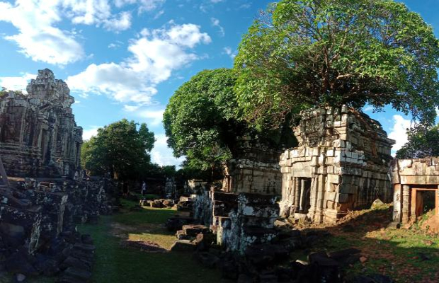 Banteay Ampil Temple, Siem reap cycling tour